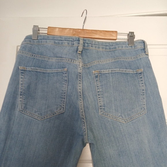 Women's Free People We The Free Jeans Mid Rise Crop Flare Light Blue Size 30 - Picture 6 of 10
